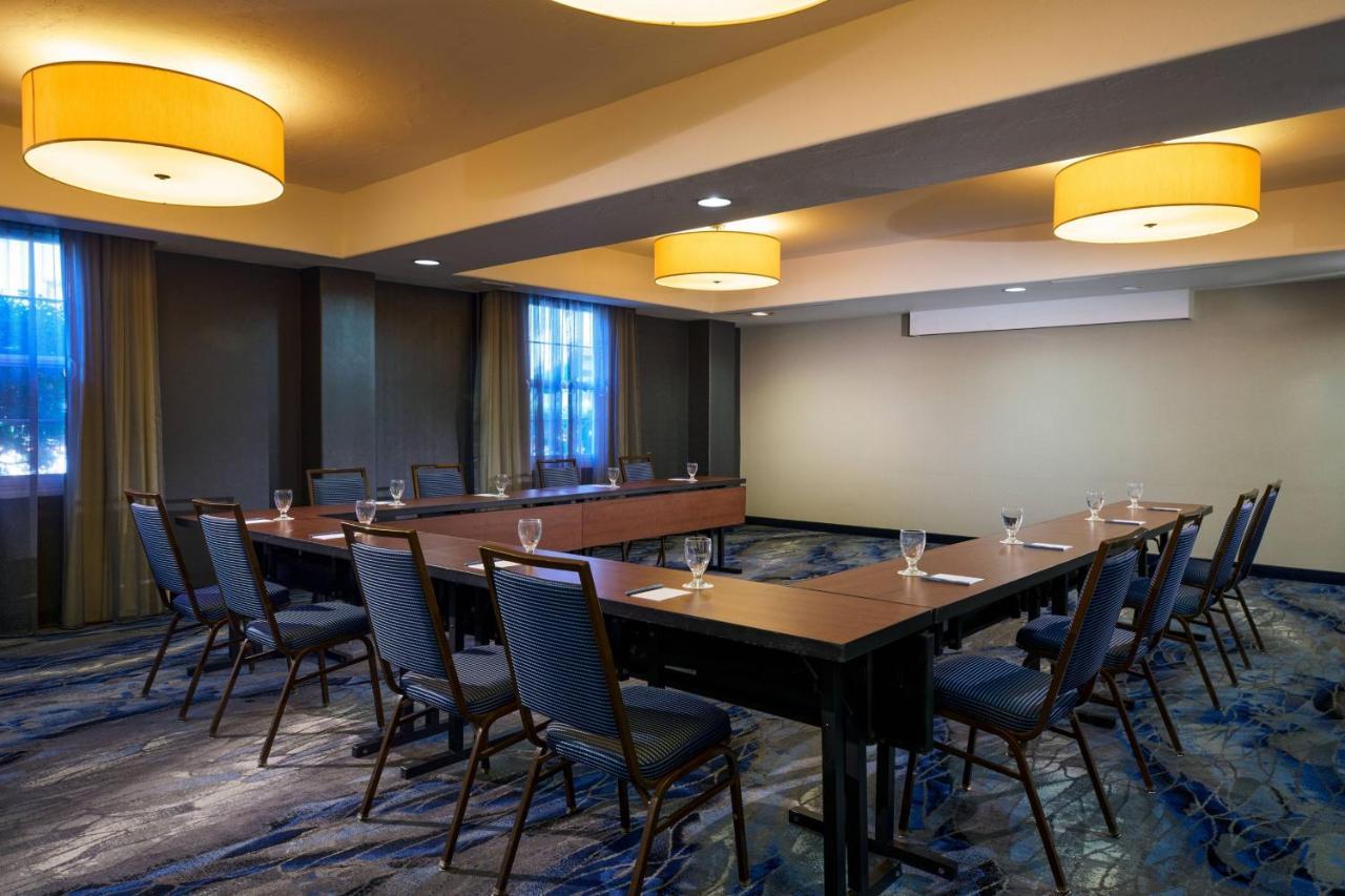 Fairfield Inn & Suites San Diego Old Town Dış mekan fotoğraf