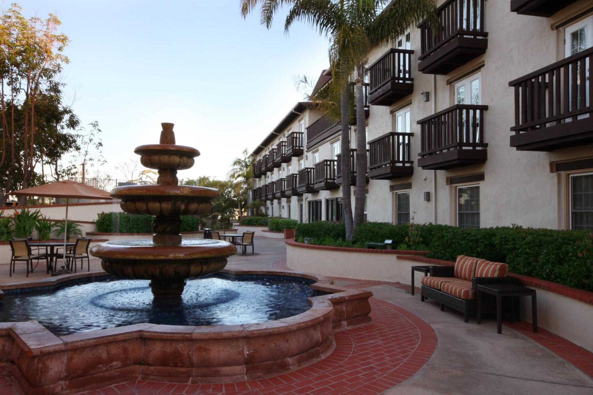 Fairfield Inn & Suites San Diego Old Town Dış mekan fotoğraf